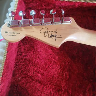 Fender Jimmie vaughan stratocaster 2005 - antique white image 4