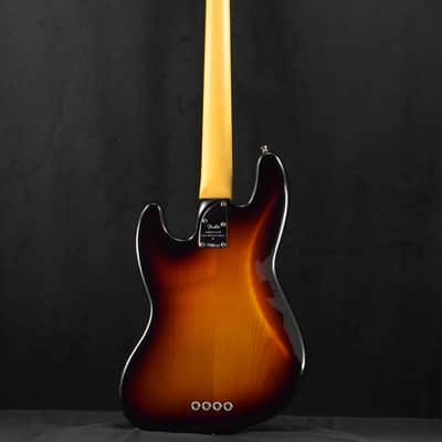 Mint Fender American Professional II Jazz Bass Fretless Rosewood Fingerboard 3-Color Sunburst image 7