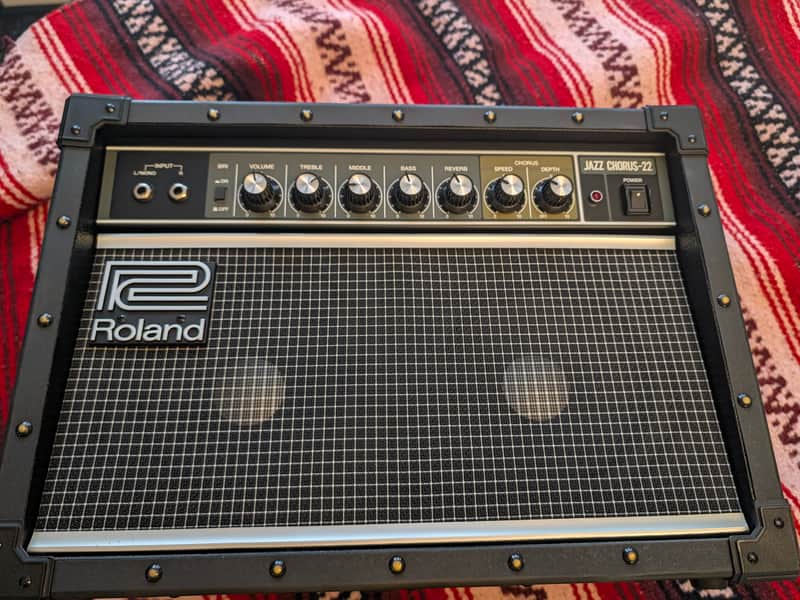 Roland JC-22 Jazz Chorus 2-Channel 30-Watt 2x6.5" Guitar Combo 2016 - Present - Black