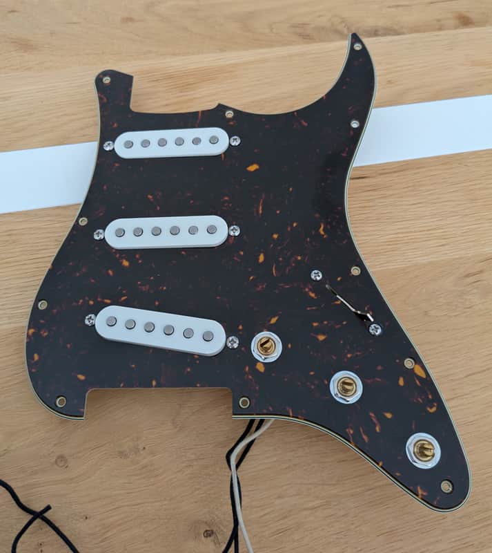Monty's '62 Strat loaded tortoise pickguard image 1