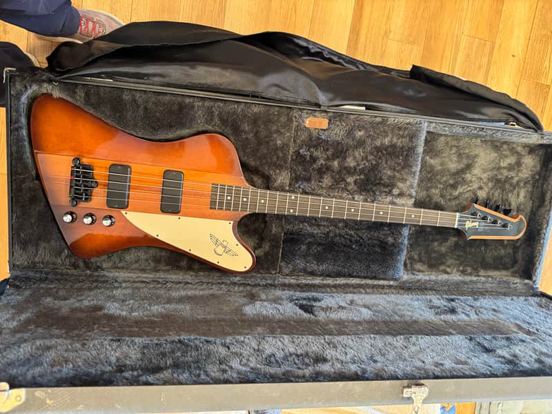 Gibson Thunderbird IV 2001 - ROADWORN auction collectible image 1