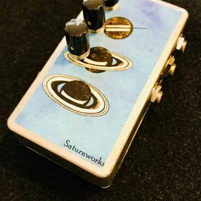 Saturnworks 3 Input Channel 3:1 Active Pedalboard Mixer Pedal for Guitar + Bass + Keyboard + More - Handcrafted in California