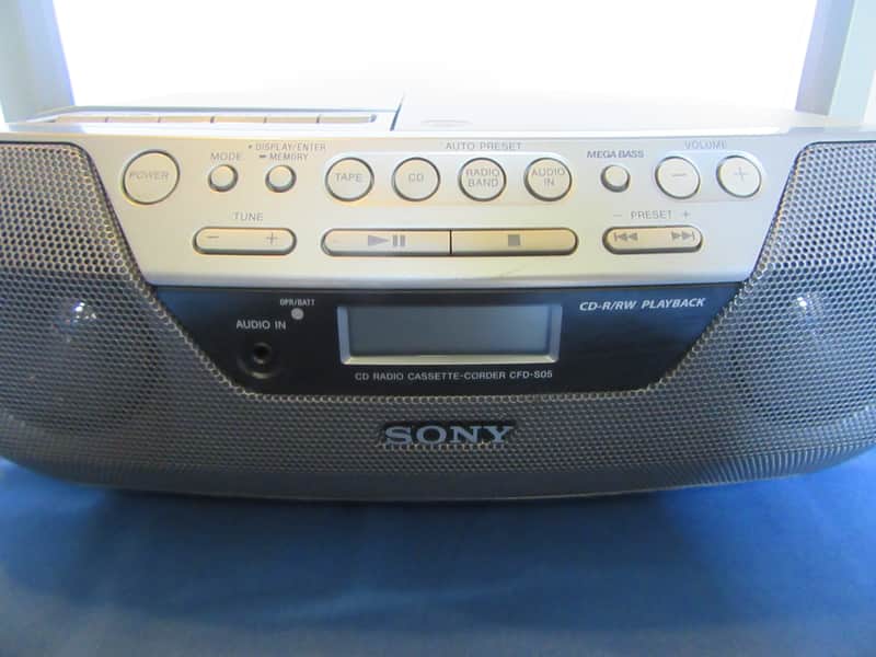 Vintage Sony Radio CFD-S05 Cassette, Cd player 2000s image 1