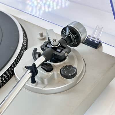 Technics SL-D202 Direct Drive Turntable Vintage Record Player image 6