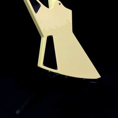 Harcom Guitars Arcturus Hubbard White Custom Shop, Boutique Kelly, Explorer, Warrior image 18