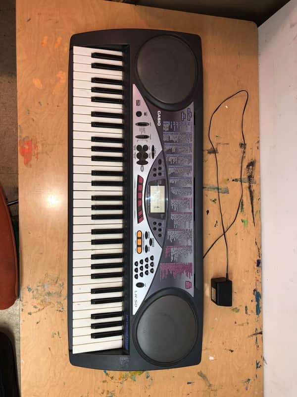 Casio LK-50 Electronic Keyboard image 1