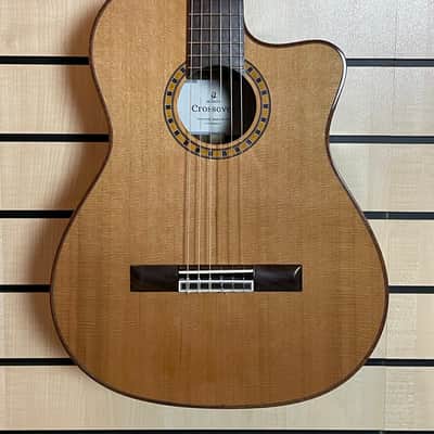 Admira Crossover Cedar/Mahogany Natural Highgloss 4/4 Classic Guitar image 2