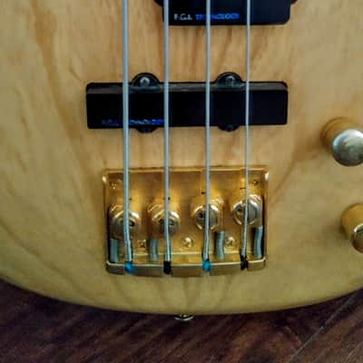 Fernandes APB-90M - Gravity Series - Maple Fretboard - '90's - Natural Gloss - JAPAN image 6