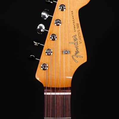 Fender Vintera III Early '60s Stratocaster, Rosewood FB, Sonic Blue image 9