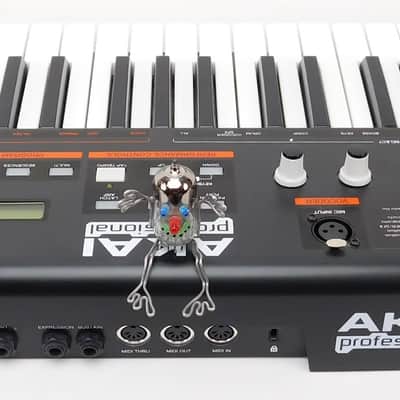 AKAI Miniak Synthesizer Keyboard + Fast Neuwertig + OVP + 1.5Jahre Garantie image 9