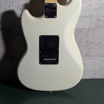 Levinson Blade Mustang MS MG 90's White image 8
