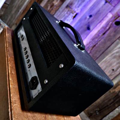 Friedman Little Sister 20-Watt Guitar Amp Head image 15