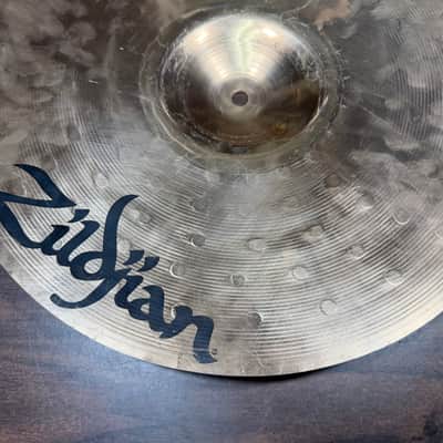 Zildjian ZBT 16" Crash Cymbal - 927 grams image 8