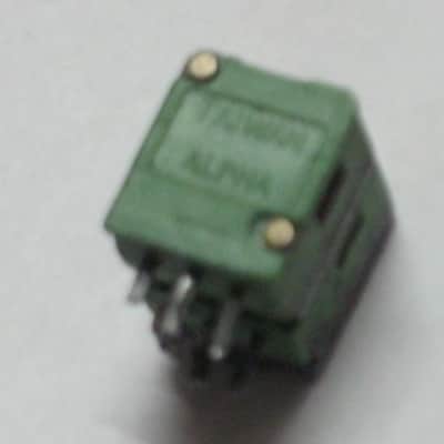 FIVE broken (for parts - AS IS/ FINAL SALE) Boss / Alpha & Alps  potentiometers (various values) 1990s - 2010s - 3 green, 2 teal, 4 are square, 1 is rectangle (stacked) values are in the description (NO: pedals/other items) image 9