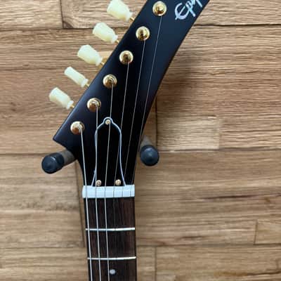 Epiphone 1958 Korina Explorer Guitar-"Inspired by Gibson Custom" Aged Natural -White Pickguard- w/Hard case. New! image 9