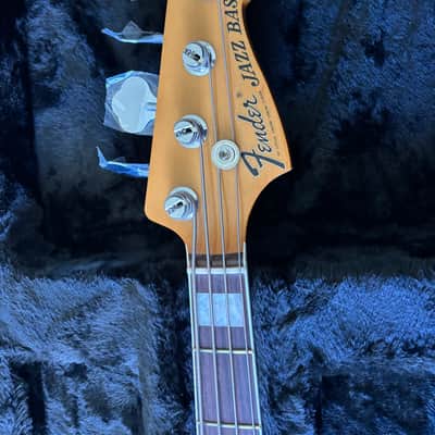 Fender Vintera III Early '70s Jazz Bass 2025 - Present - Black image 6