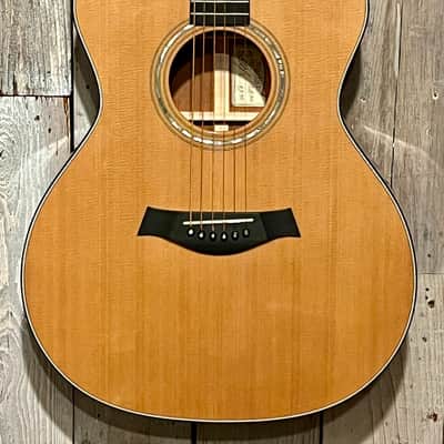 1995 Taylor GA-MC Limited Edition Grand Auditorium Cedar Top & Mahagoany Back/Sides  Natural, Dead Mint ! OHSC & Factory Shipping Box ! image 1