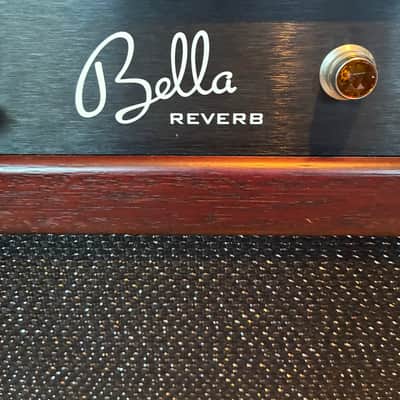 Suhr Bella Reverb 44-Watt 1x12" Guitar Combo 2015 - Present - Black with Wood Panel image 2