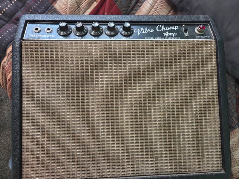 Fender Vibro champ amp 1967 - Black image 1