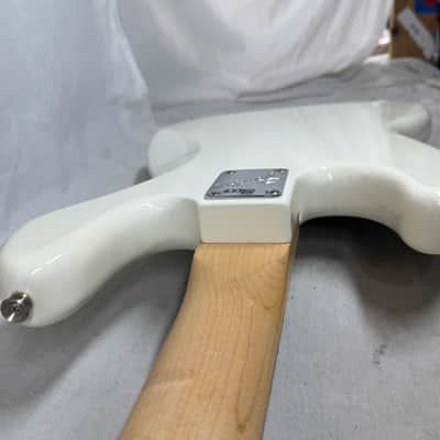 Fender American Performer Jazz Bass 4-string J-Bass with Gig Bag 2019 - Arctic White / Rosewood fingerboard image 24