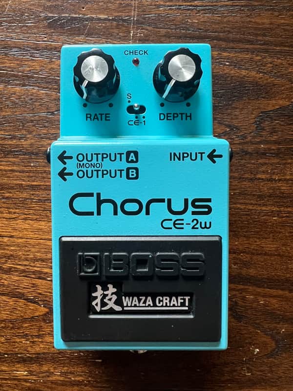 Boss CE-2W Chorus Waza Craft