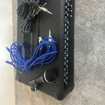 Kustom KPM4060 4-Channel Mixer Amplifier (60W) with Kustom Speakers + Stands, Microphone and Cables - PA System Package image 3
