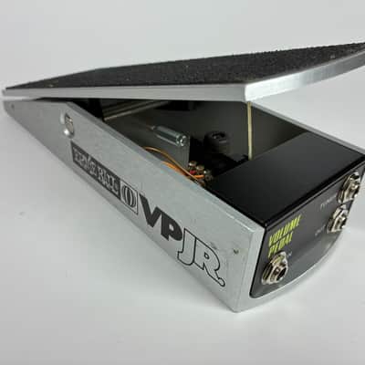 Ernie Ball P0-6180 VP JR. 250K Passive Volume Pedal Excellent Condition with Box image 7