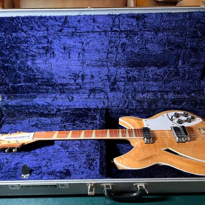 Rickenbacker 381/V69 1997 - Natural image 11