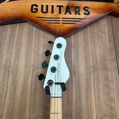 Brubaker JXB USA 4 Performance Series bass with BOB technology 2025 - Casablanca white image 6