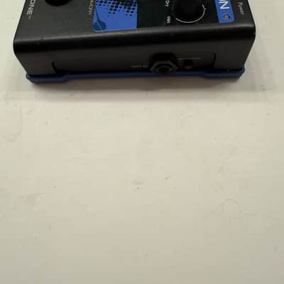 TC Helicon Voicetone H1 Intelligent Harmony Vocal Effect Pedal + Power Supply image 4