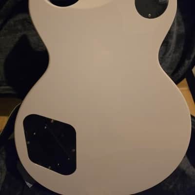 Epiphone Matt Heafy Les Paul Custom Origins 2021 - Present - Bone White image 7