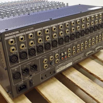Mackie Onyx 1640i Mixer image 3