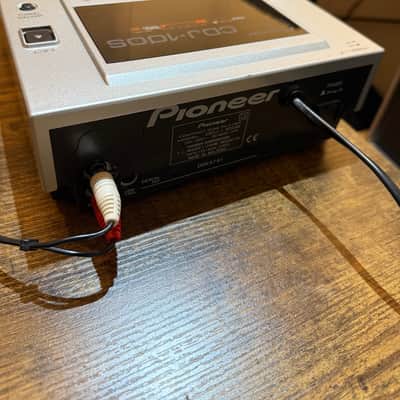 Pioneer CDJ-100S CD Players (Pair) - One Working, One for Spares image 3