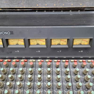 Ramsa Model S840 40 channel live sound mixer with power supply and roadcase - Gray image 8