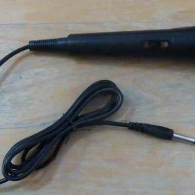 Unbranded Dynamic Mic w/ 1/4" Cable 2020s - Black image 3