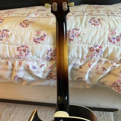 Eastman AR371CE-SB Hollow body Archtop 2014 w '57 Humbucker Pickup-- Sunburst, Absolutely Minty*MINTY* image 7