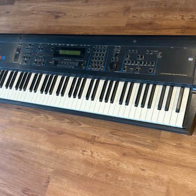Ensoniq ZR76 Workstation w/ Perfect Piano Exp
