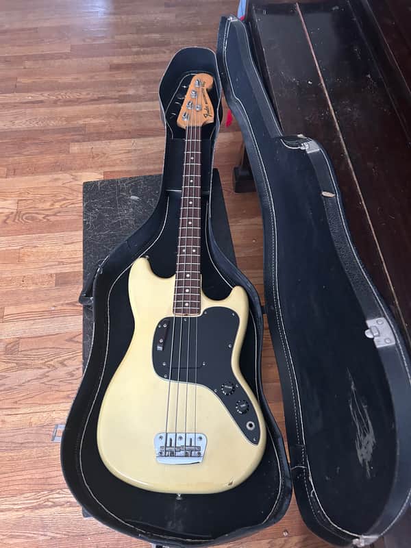 Fender Musicmaster Bass 1972 - 1981 | Reverb