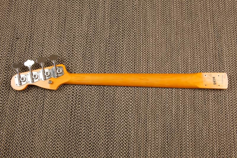 Fender American Vintage 62 Reissue Precision Bass Neck & Tuners