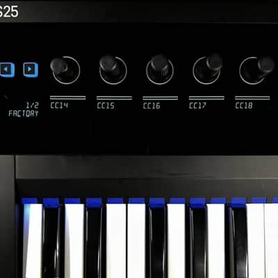 Native Instruments Komplete Kontrol S25 2010s - Black TGHM image 10