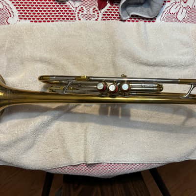 1948 Olds Super Recording Trumpet Serial #27907 With 4 Mouthpieces image 3