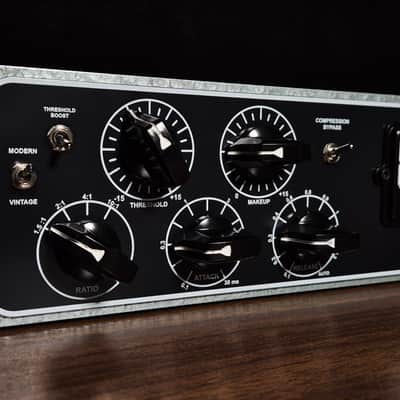Immagine G SSL Type 4000 Custom Stereo Compressor MKII - 4