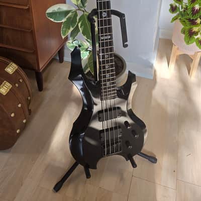 ESP Tom Araya Signature KISO CUSTOM SHOP 2012 CATALOG COVER & NAMM SHOW Slayer 4-String NEW OLD STOCK NOS RARE 35" Scale 24 Fret Bass Guitar image 3