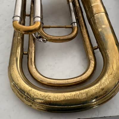 Yamaha YBH-301M Marching Baritone Horn 2010s - Lacquered Brass image 3