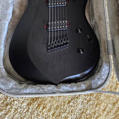 Tagima True Range 7-string Multiscale Black w/ Hard Case image 3