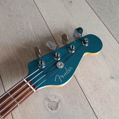 Fender Classic Player Rascal Bass 2015 - Ocean Turquoise image 2