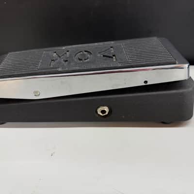 Vox V847A Wah with 9V Jack  - Black / Chrome image 7