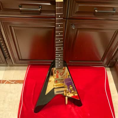 Gibson Custom Shop Lenny Kravitz Signature '67 Flying V 2002 - Ebony/Gold image 2