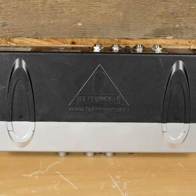 Behringer COM800 MiniCOM Ultra-Compact Stereo Modeling Compressor w/ 16 Presets "Excellent Condition" image 6