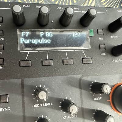 Sequential Pro 3 37-Key 3-Voice Monophonic / Paraphonic Synthesizer 2020 - Present - Black image 4